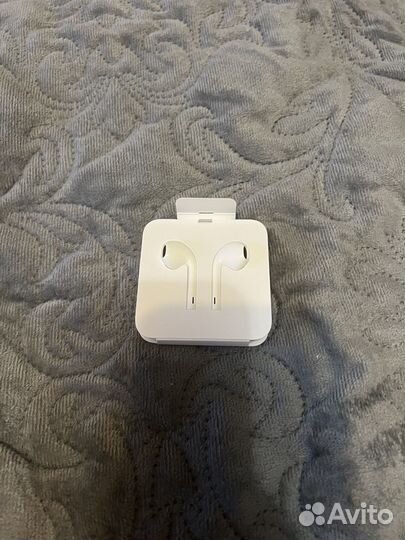 Наушники earpods
