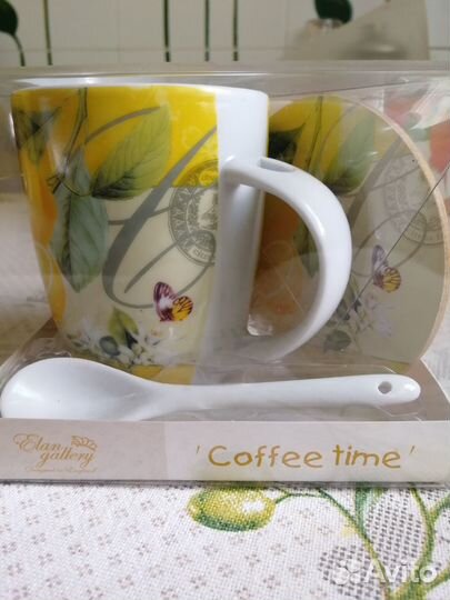 Фарфоровая чайная пара