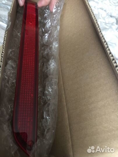 Светоотражатель заднего бампера A1668200174