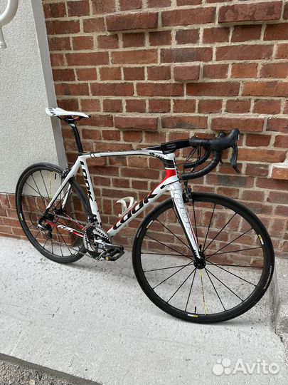 Карбоновый шоссейный велосипед Look 675