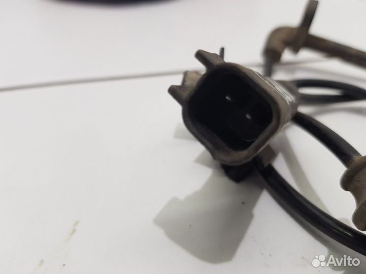 Датчик ABS задний левый (Chevrolet Cruze)