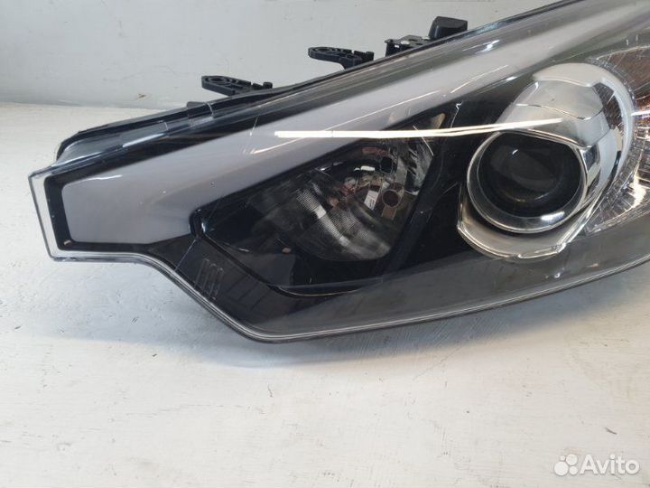 Фара передняя левая Kia Cerato 3