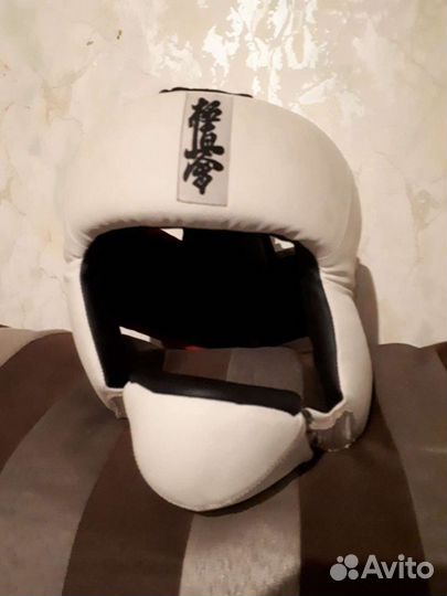 Шлем для единоборств