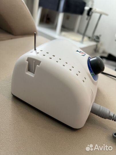 Аппарат для маникюра strong 210 б/у