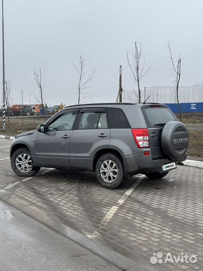 Suzuki Grand Vitara 2.0 AT, 2005, 250 000 км