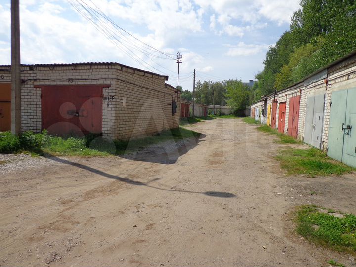 Гараж