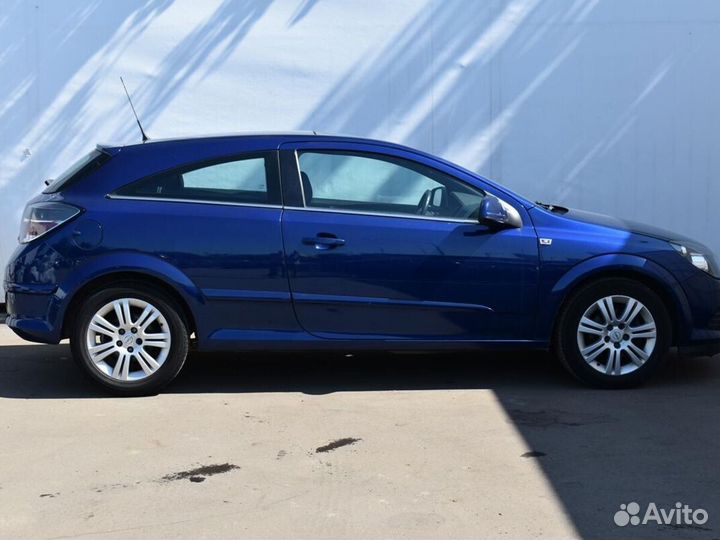 Opel Astra GTC 1.8 AT, 2011, 107 102 км