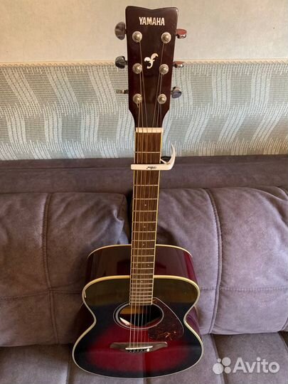 Акустическая гитара Yamaha FS720S