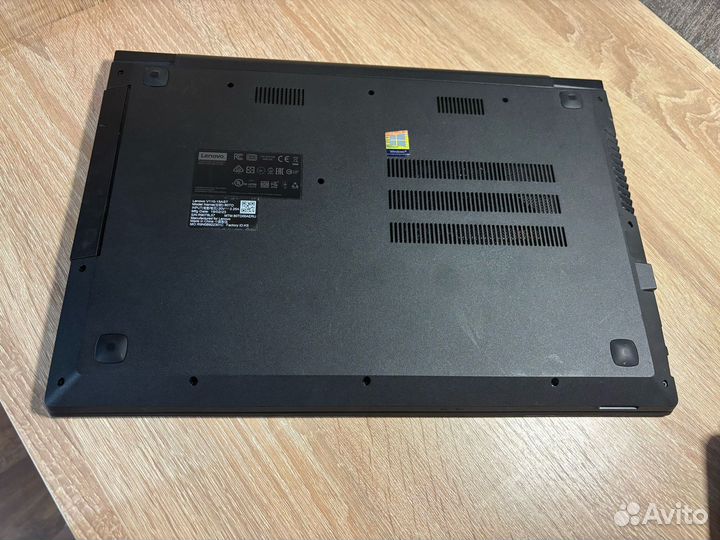 Lenovo v110-15ast