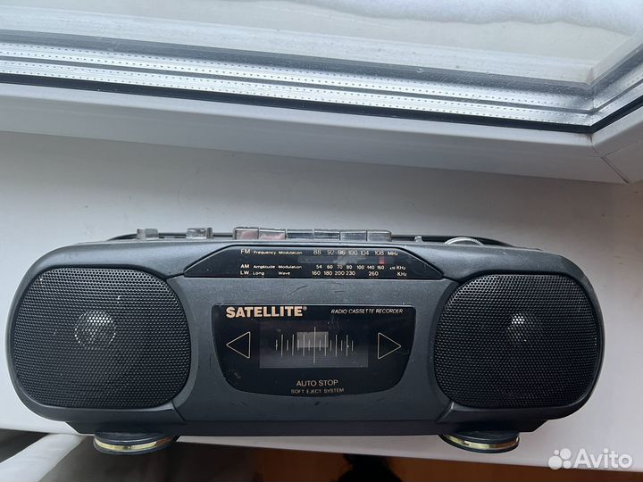 Кассетный магнитофон Satellite