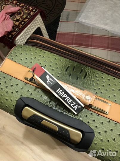 Чемодан на колесах