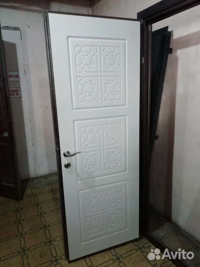 Дверь входная металлическая (сталь 2мм)