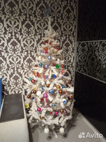 Елка искусственная белая 190 бу