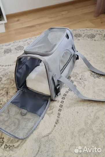 Переноска для кошек и собак