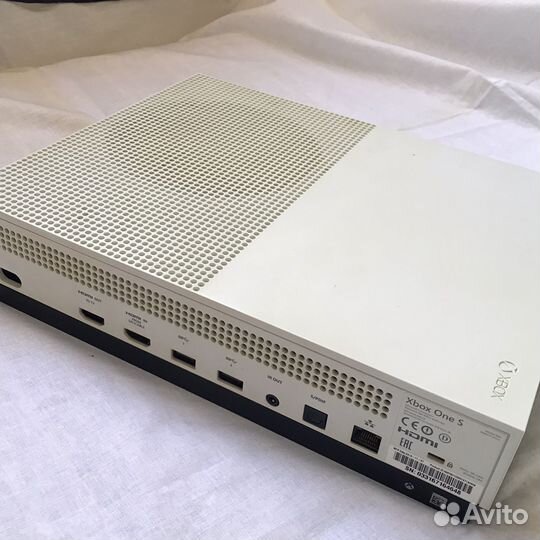 Игровая приставка xbox one s