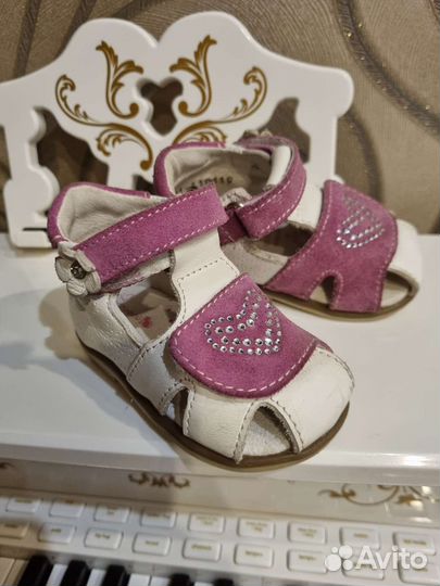 Сандалики на первые шаги Котофей