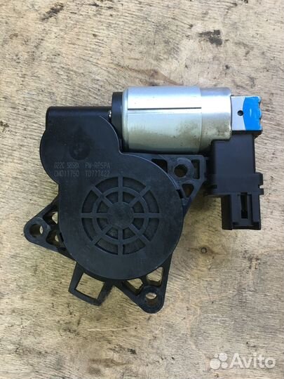 Мотор стеклоподъемника заднего левого Mazda CX-7