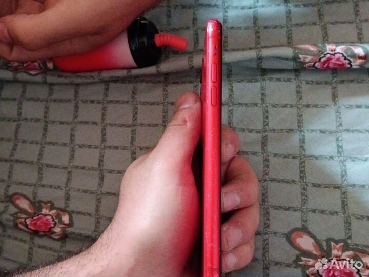 Телефон iPhone 11