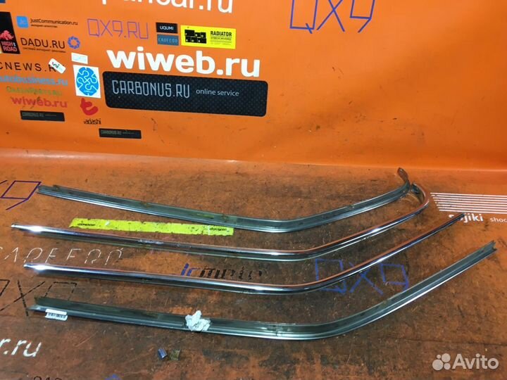 Молдинг кузова передний Jaguar Daimler double six