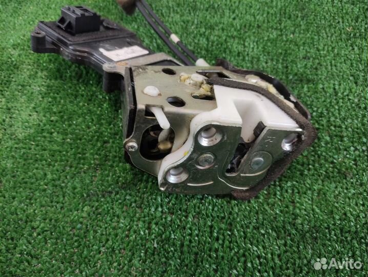 Замок двери задней правой Mazda 6 (GG) 2007