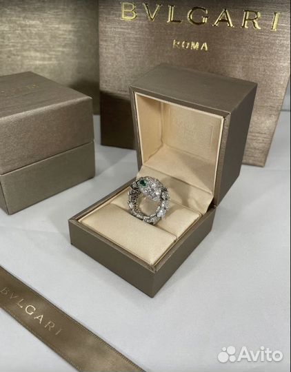 Кольцо bvlgari serpenti белое золото