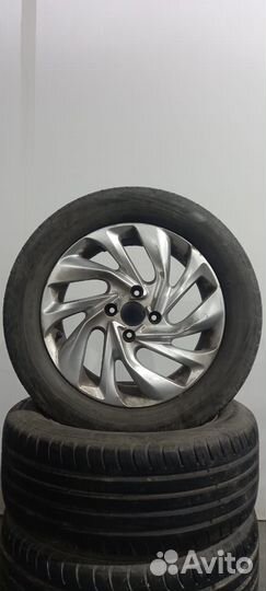 Колeca в сбоpе на литых дискaх 215/55 R16