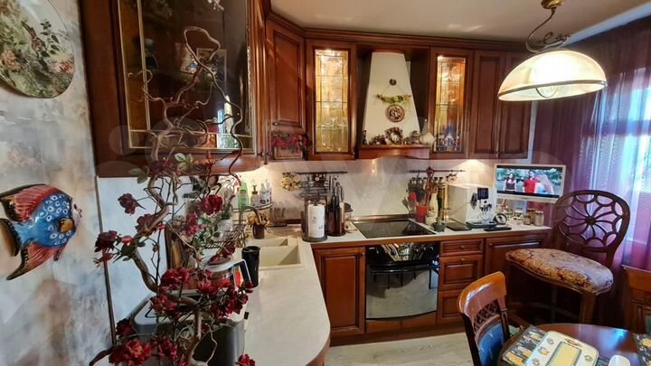 2-к. квартира, 55,6 м², 1/2 эт.