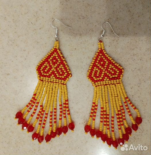 Серьги ручной работы из бисера