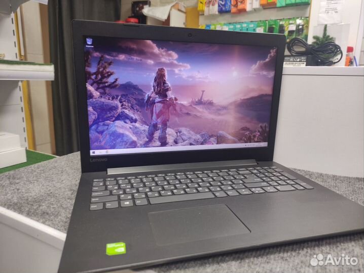 Игровой ноутбук Lenovo i3-8130U MX150 8/256GB SSD
