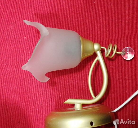 Настенный светильник