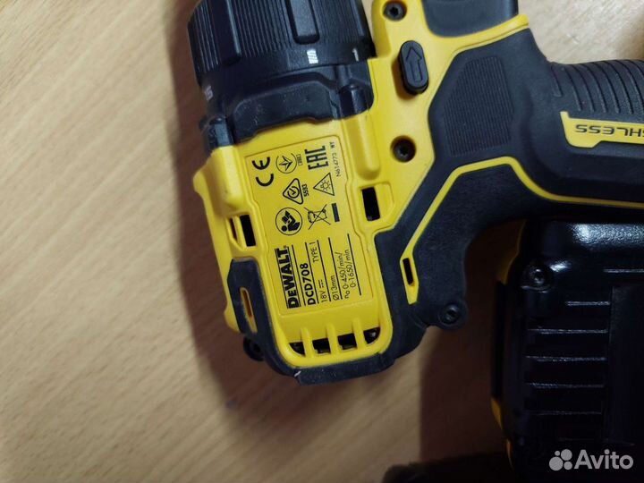 Шуруповерт dewalt dcd 708