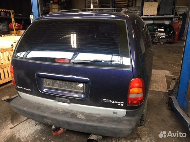 Разбор на запчасти Chrysler Voyager