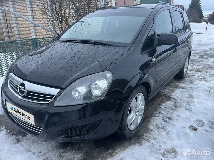 Opel Zafira 1.8 МТ, 2012, 260 000 км