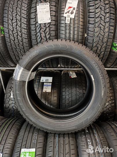 Triangle PL01 225/50 R17 98R