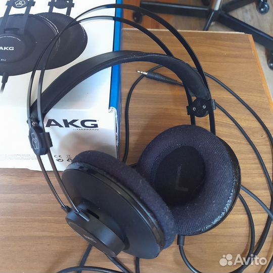 Наушники AKG K52