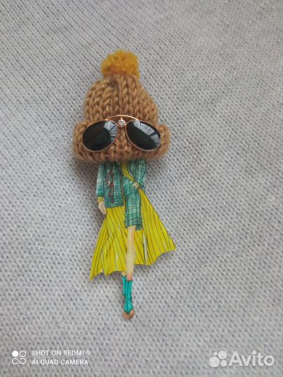 Брошь Значок Новый