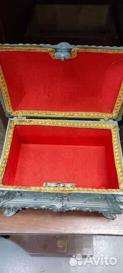 Шкатулка ларец