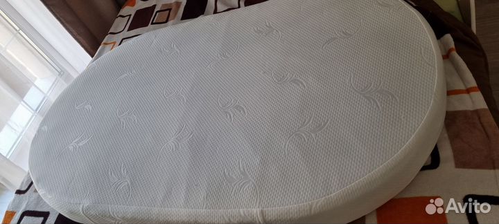 Матрац овальный в кроватку