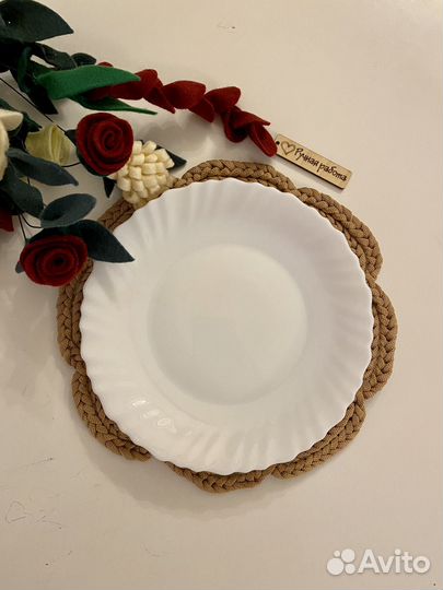 Сервировочные салфетки для стола.Плейсматы