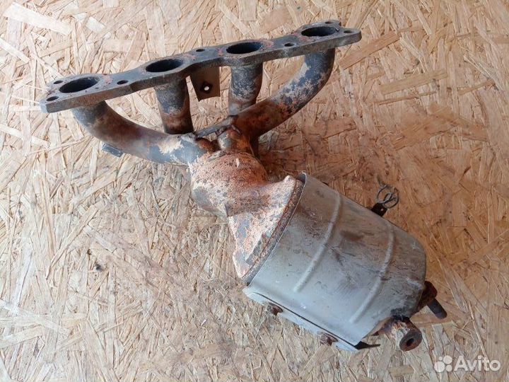 Коллектор выпускной Kia Carens FG G4KA 2009