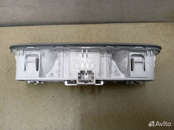 Плафон салонный A1 2010