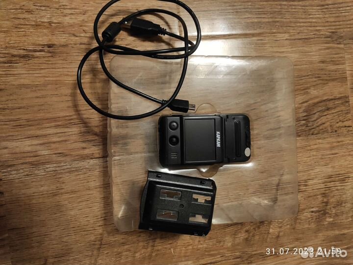 Видеорегистратор karkam Q2