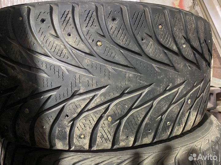 Yokohama 704R 245/45 R18