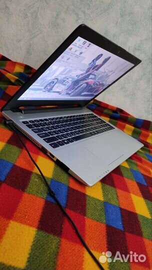 Игровой Ноутбук Asus i3/8gb/SSD 256gb/Nvidia 2gb