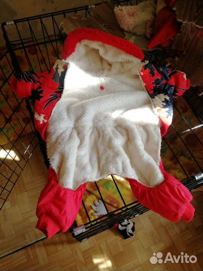 Комбинезон для маленькой собаки