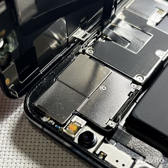 Камера iPhone 11 Pro оригинал, снятая