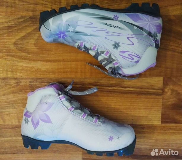 Лыжные ботинки Spine