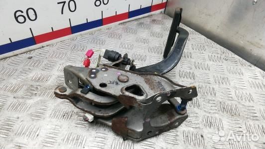 Педаль тормоза honda civic 8 (SPH17O201)