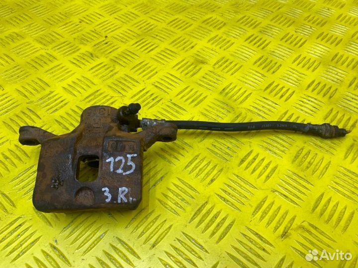 Суппорт задний правый Mitsubishi Pajero Pinin/Io