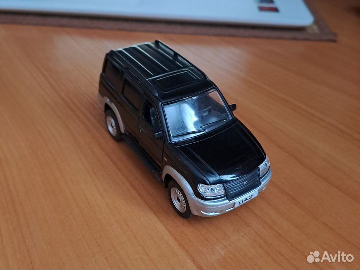 Модель автомобиля UAZ 3163